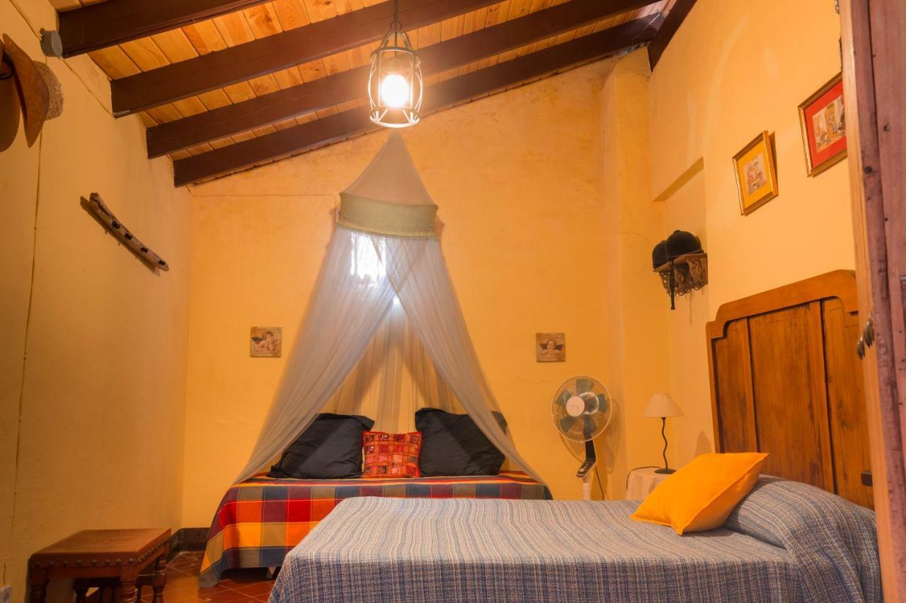 Casa Centenaria Con Encanto Country house